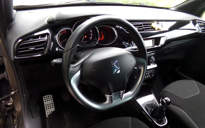 Citroen DS3 cena 17900 przebieg: 218000, rok produkcji 2011 z Białystok małe 121